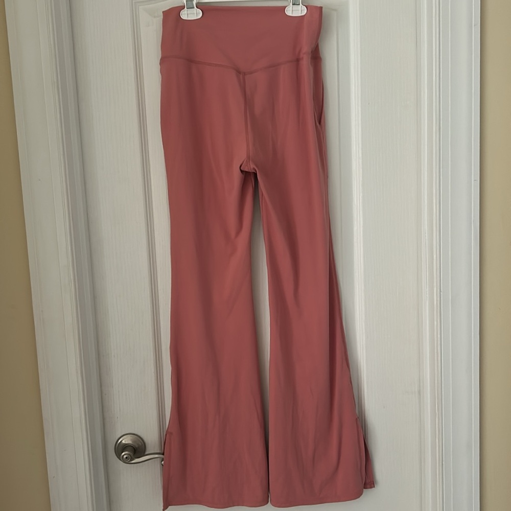 Crossover Pocket Split Hem Full Length Flare Leggings